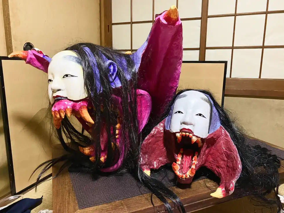 妖怪芸術団体百妖箱メンバーによる妖怪クリーチャー展示